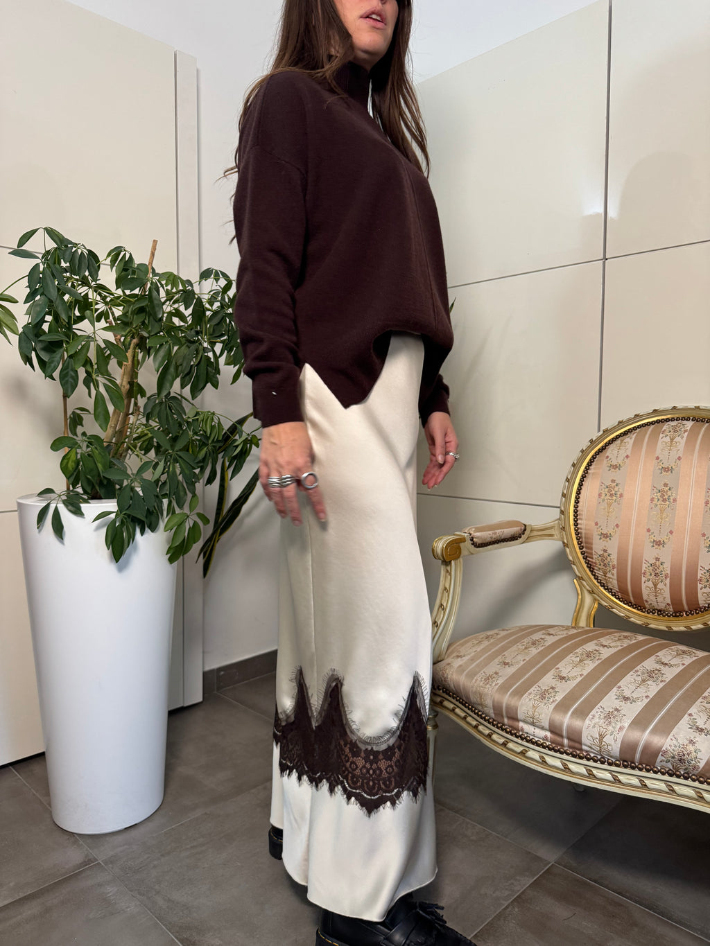 Gonna saten burro dettaglio pizzo-Tensione In