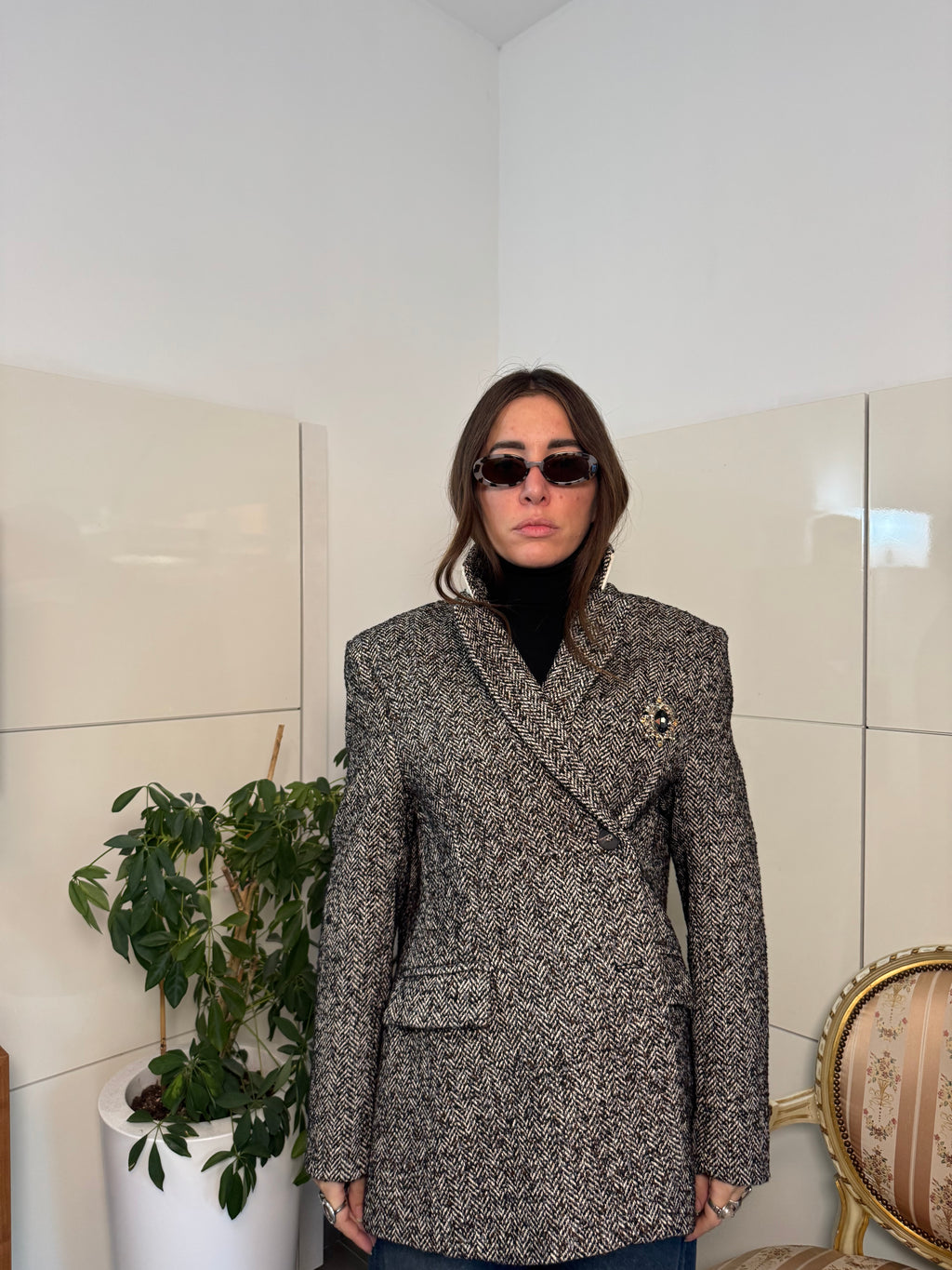 Cappotto caban doppiopetto con spilla-Tensione In