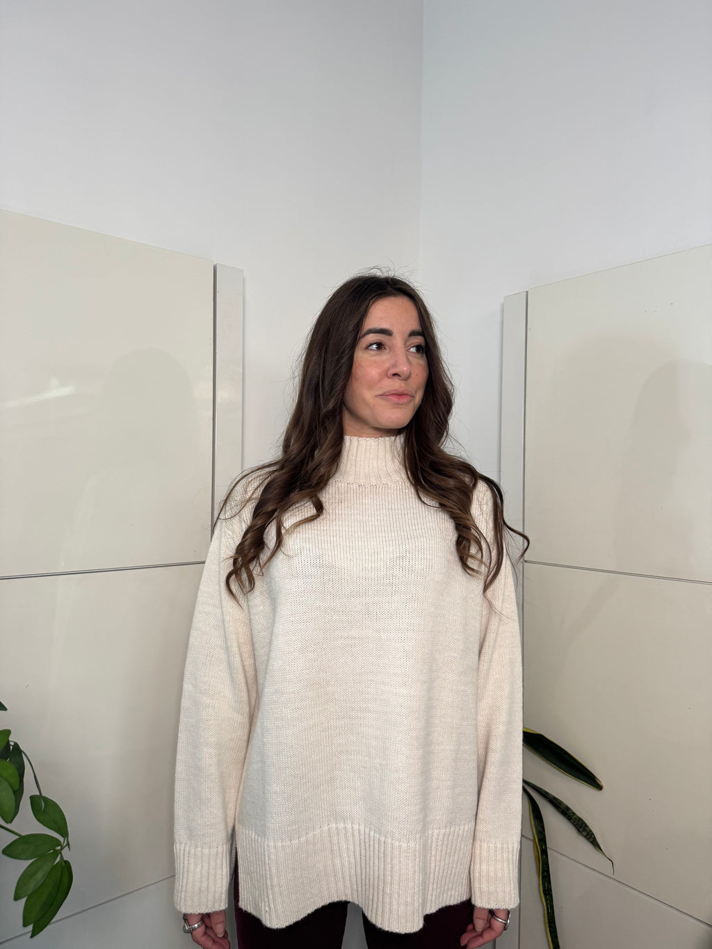 Maglione burro, collo a cratere - Motel