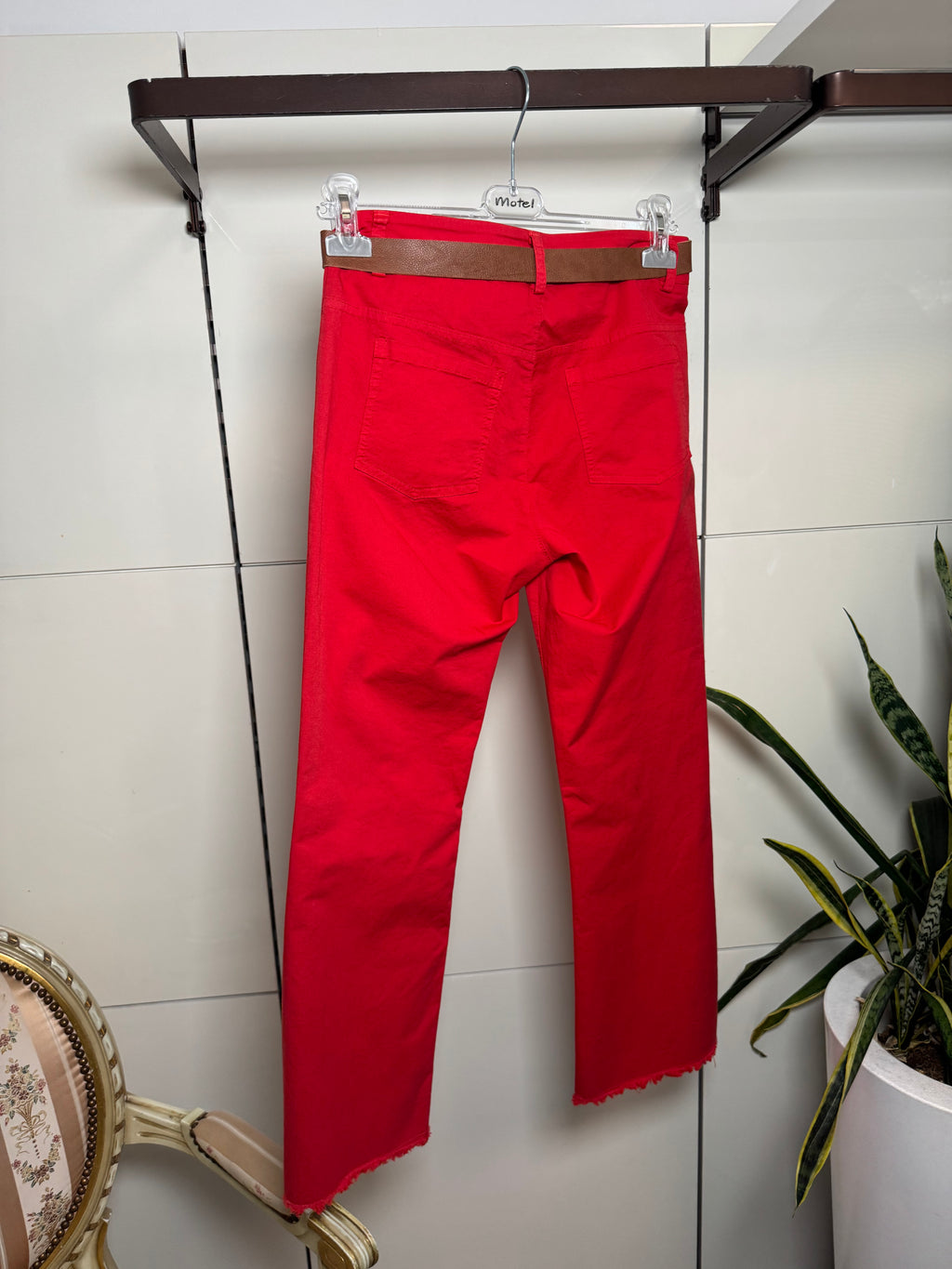 Pantalone cotone, gamba dritta, sfrangiato,colore rosso- Motel