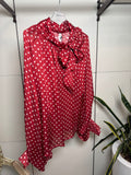 Camicia con fiocco a pois, vino/blu-Tensione In