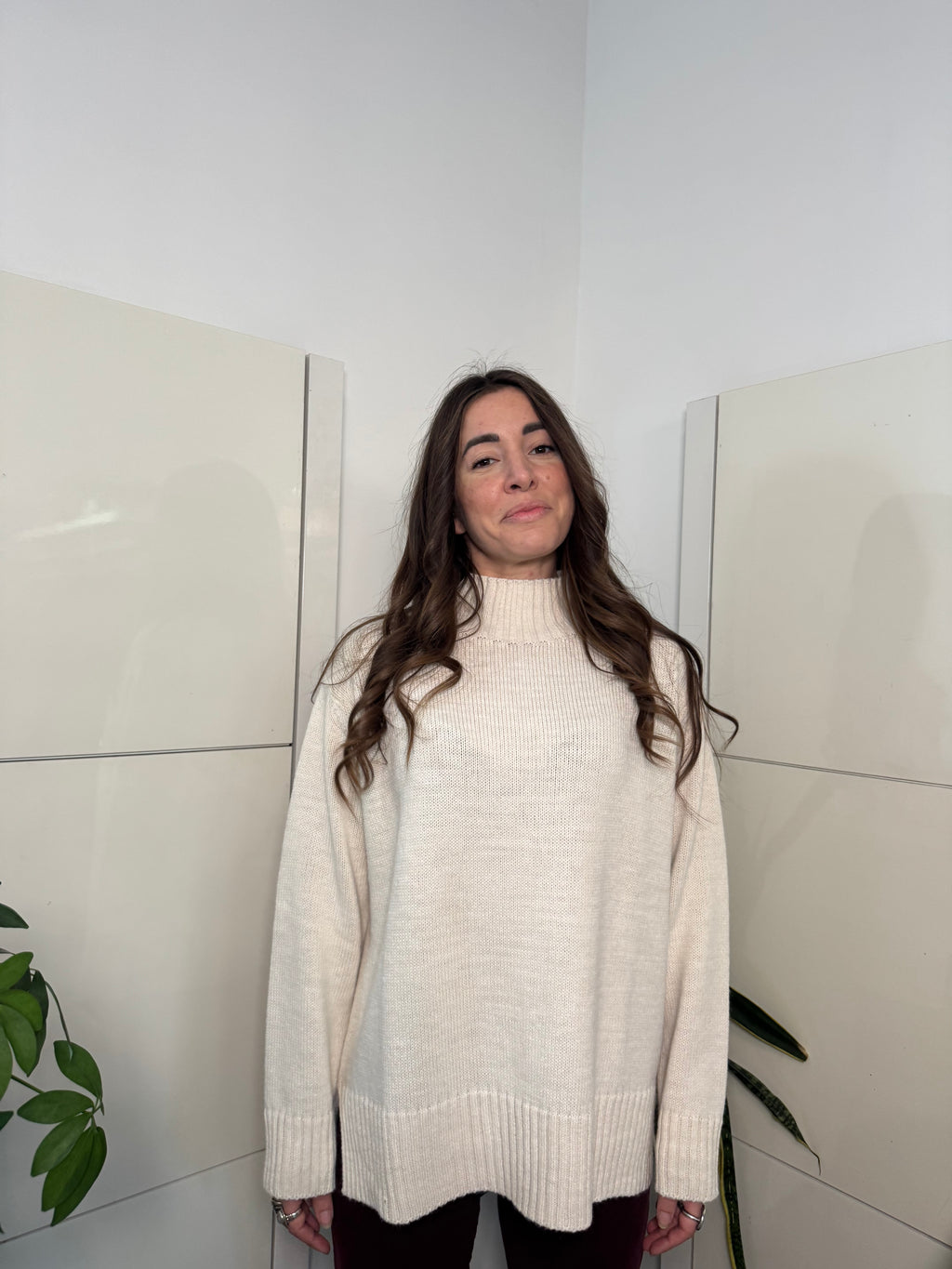 Maglione burro, collo a cratere - Motel