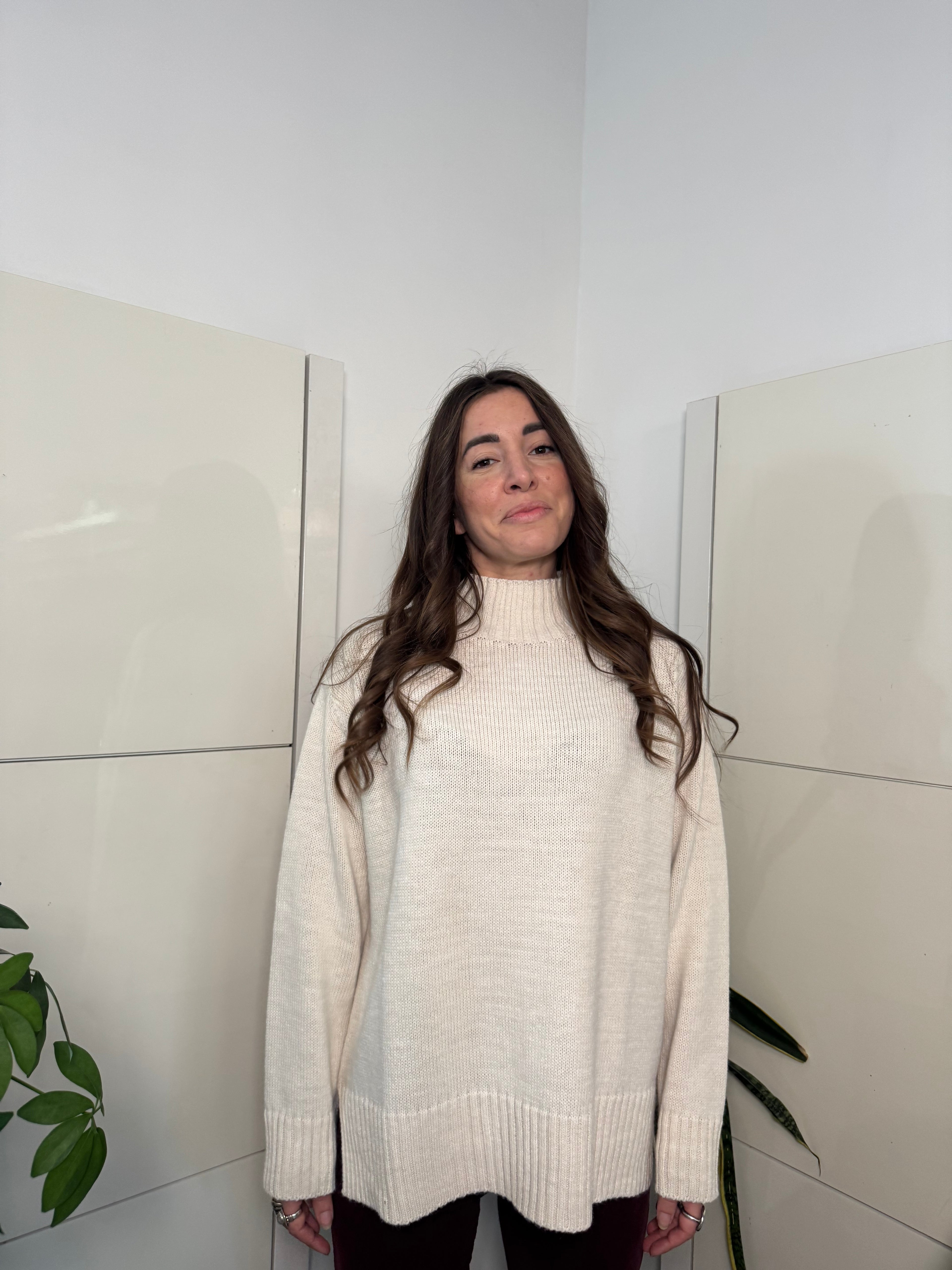 Maglione burro, collo a cratere - Motel